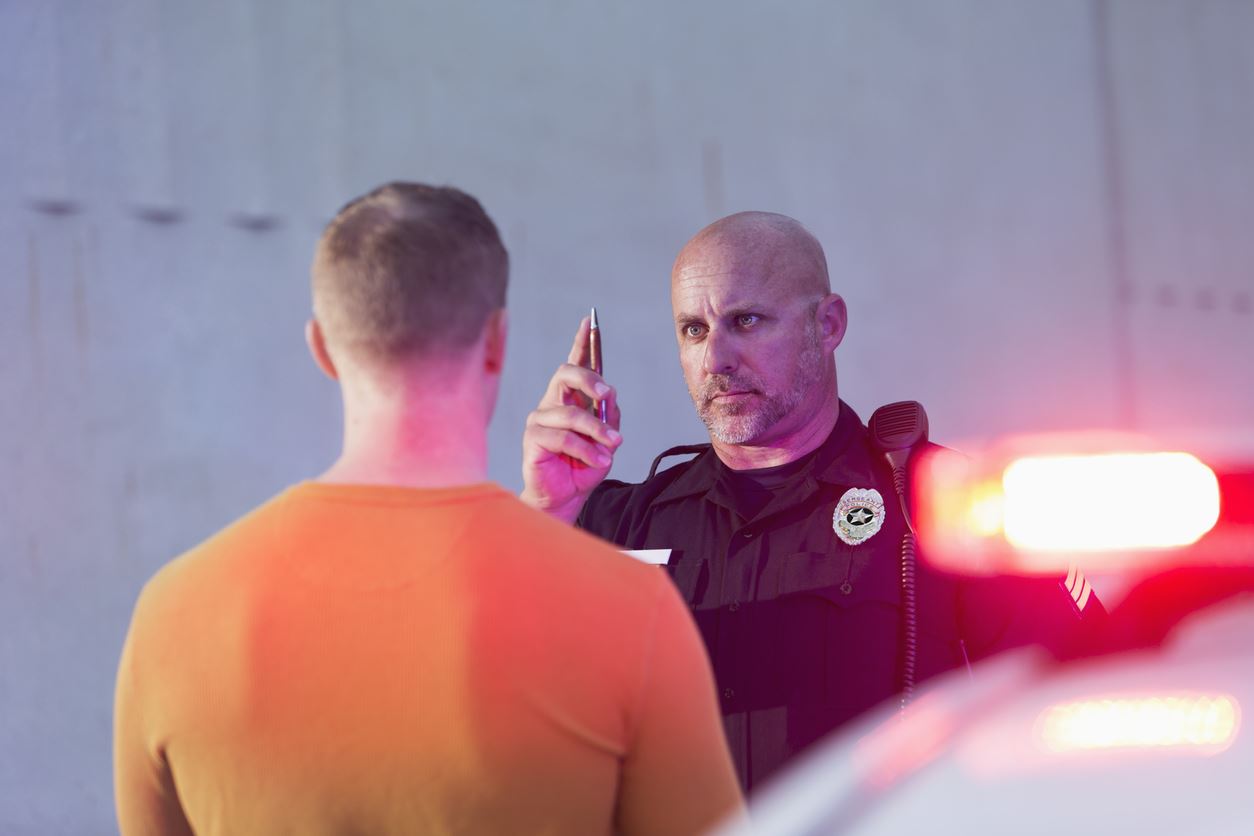 Law Enforcement May Look For These 5 Signs Of A Drunk Driver The Law